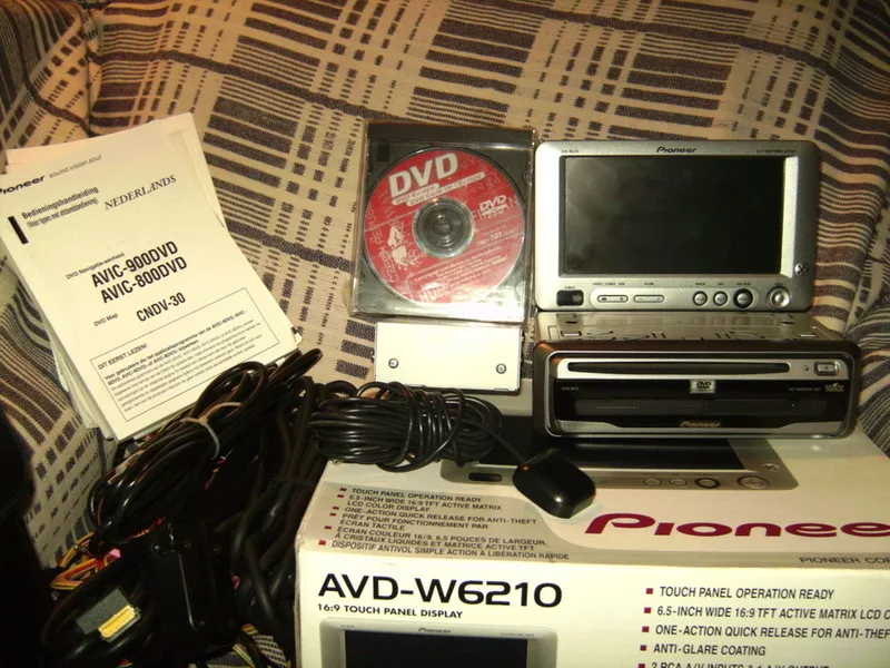 Pioneer W6120 (монитор) и DVD800 (голова) не Китай,  навигация Европа! 